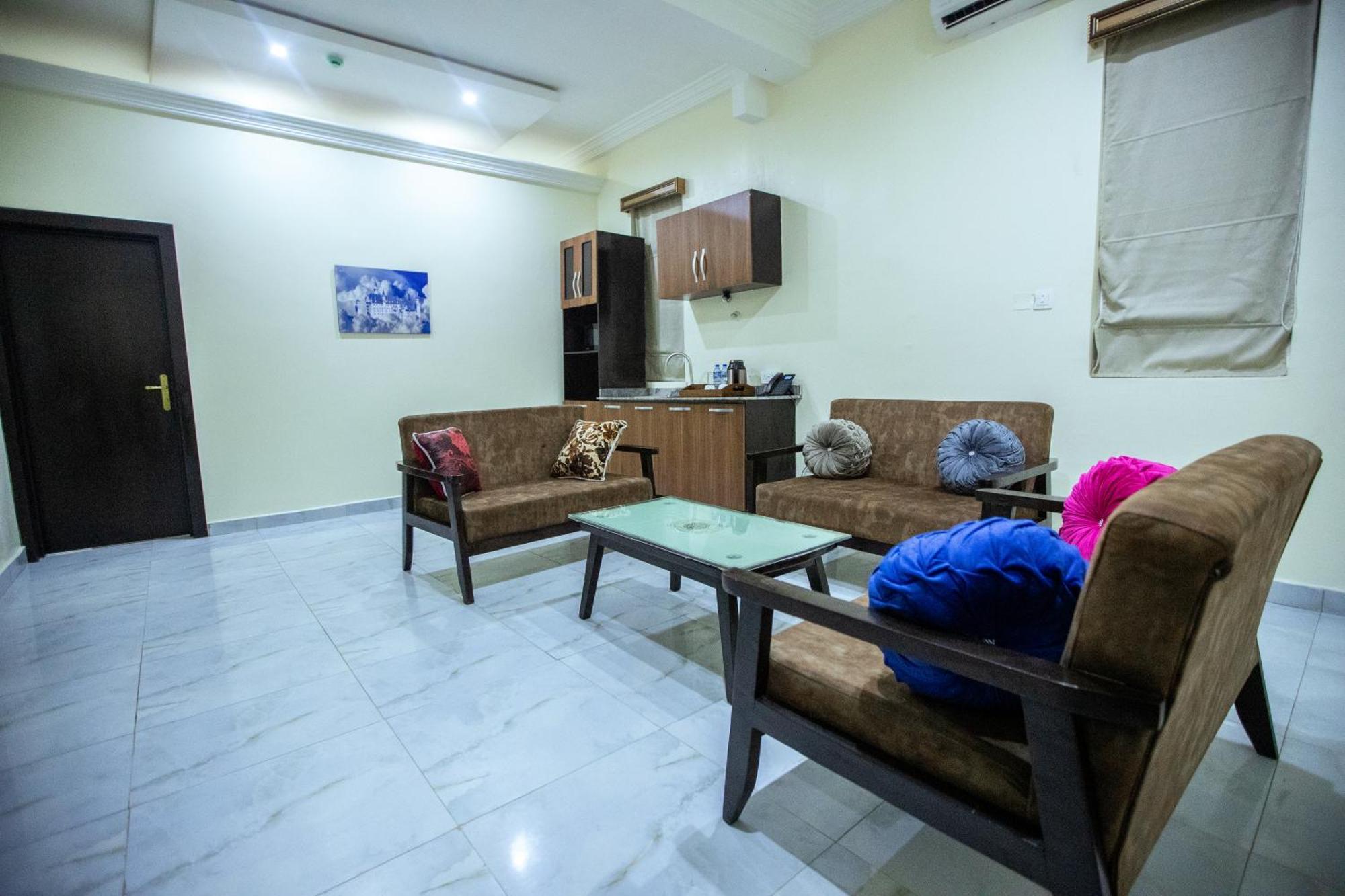 Apartment 79 Hotel & Suite Ikeja Luaran gambar