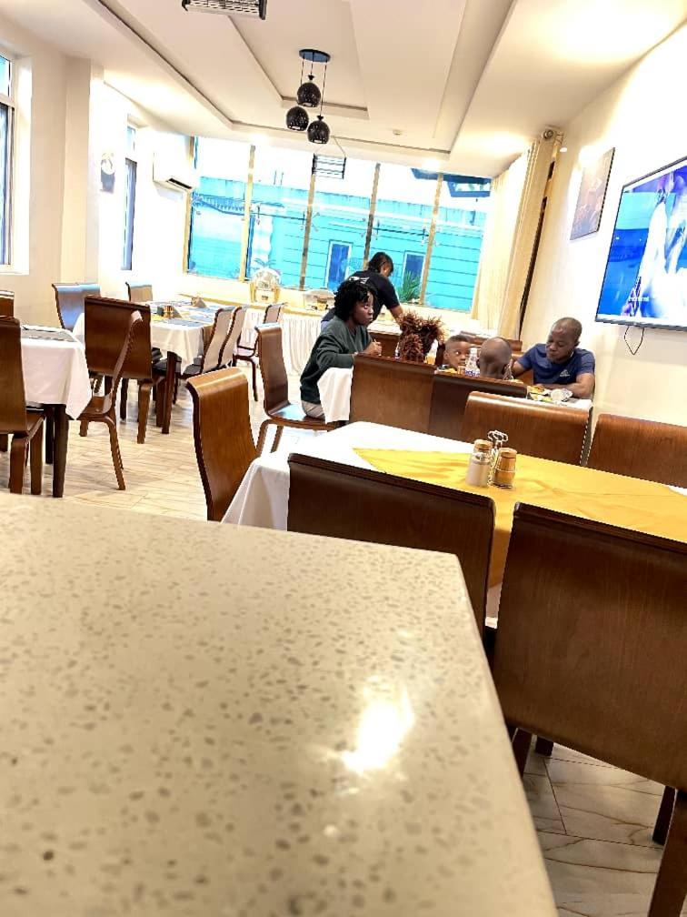 Apartment 79 Hotel & Suite Ikeja Luaran gambar